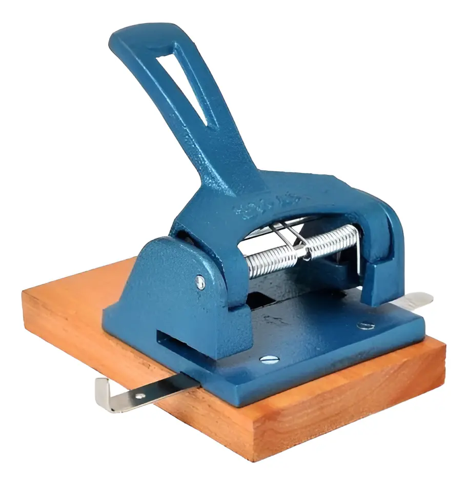 Perforadora De Papel Base De Madera - Ota