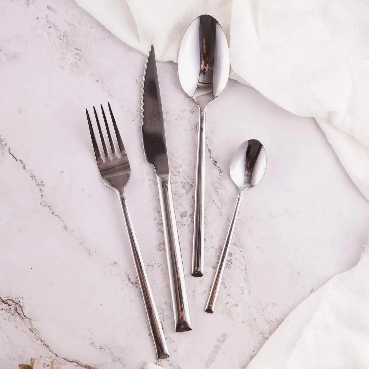Set Cubiertos X24 Volf Banquet Acero Inox Cocina Pack Armado